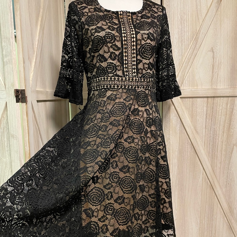 Pretty Black Lace Dress